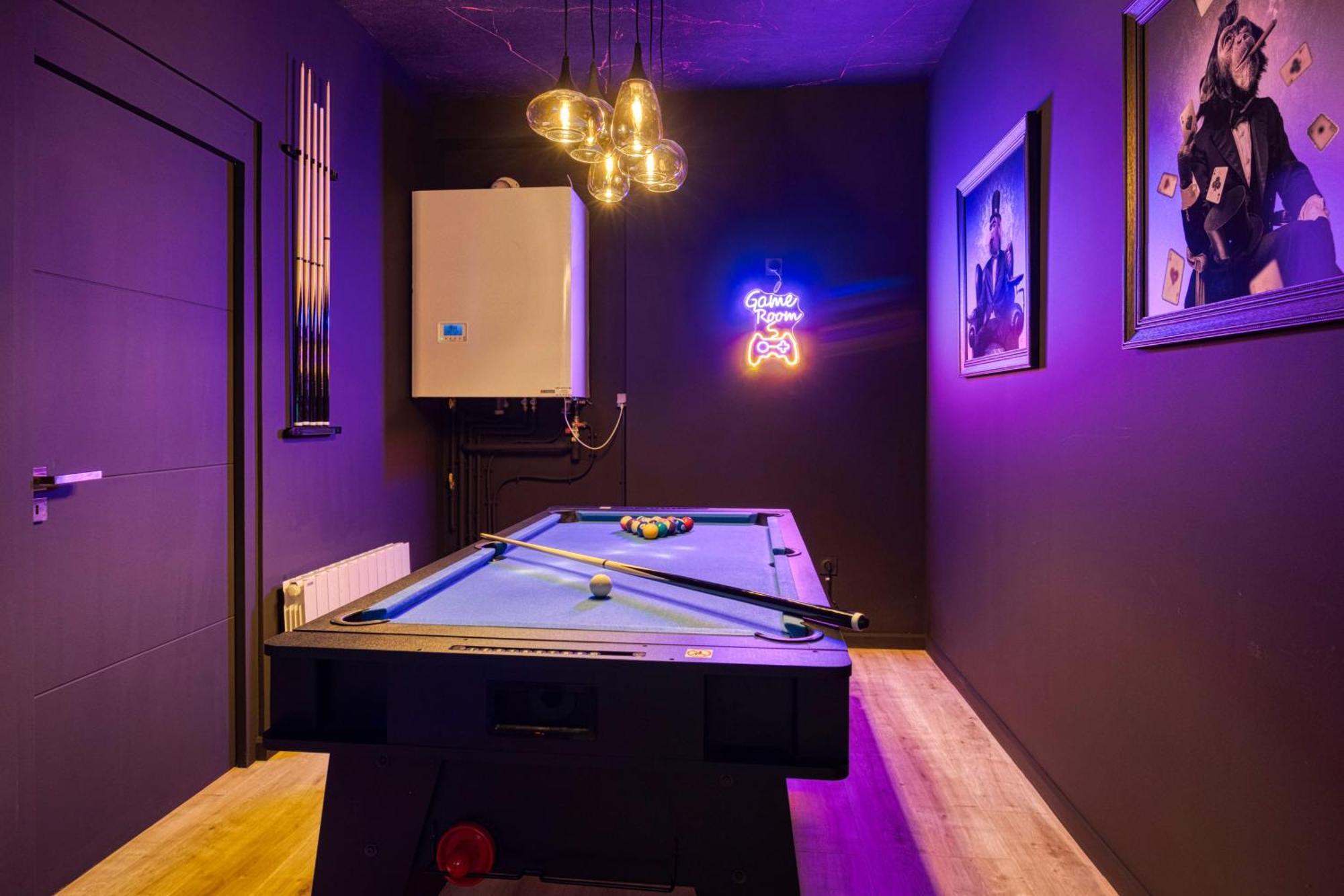 La - Piscine / Karaoke / Jeux Villa