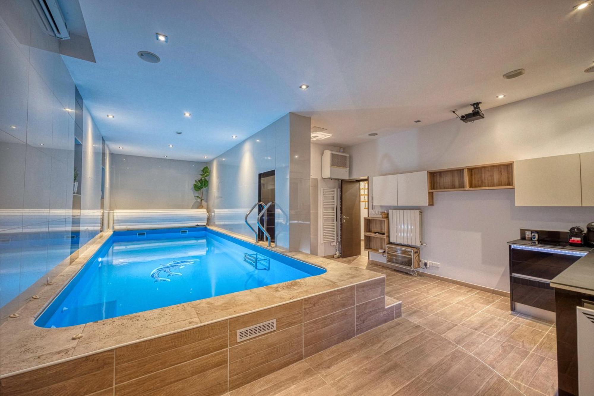Villa La - Piscine / Karaoke / Jeux *