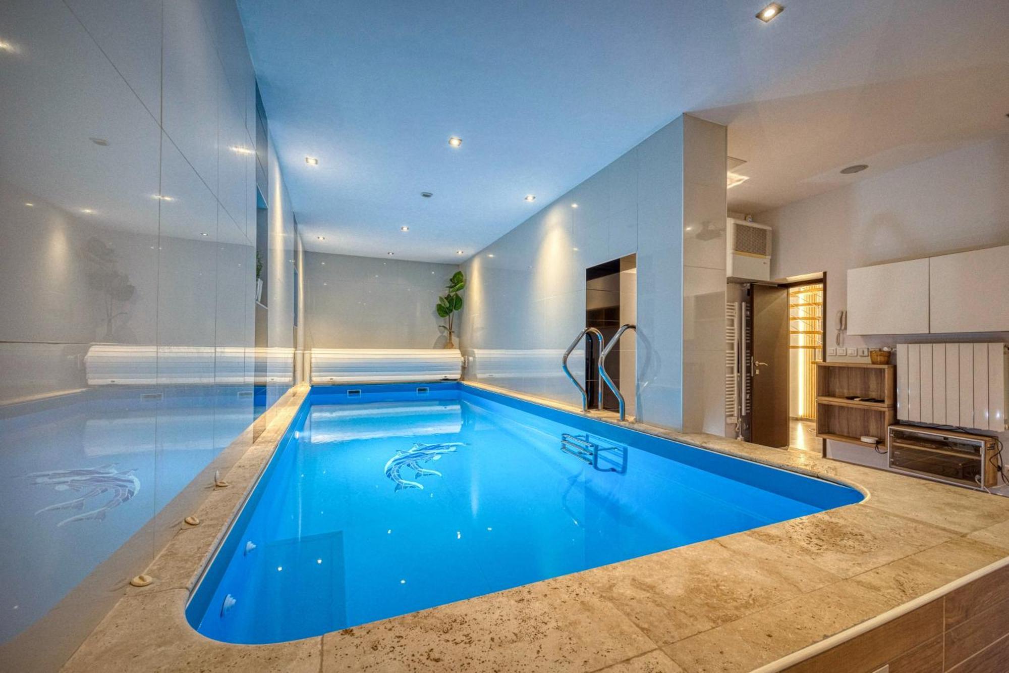 Villa La - Piscine / Karaoke / Jeux *