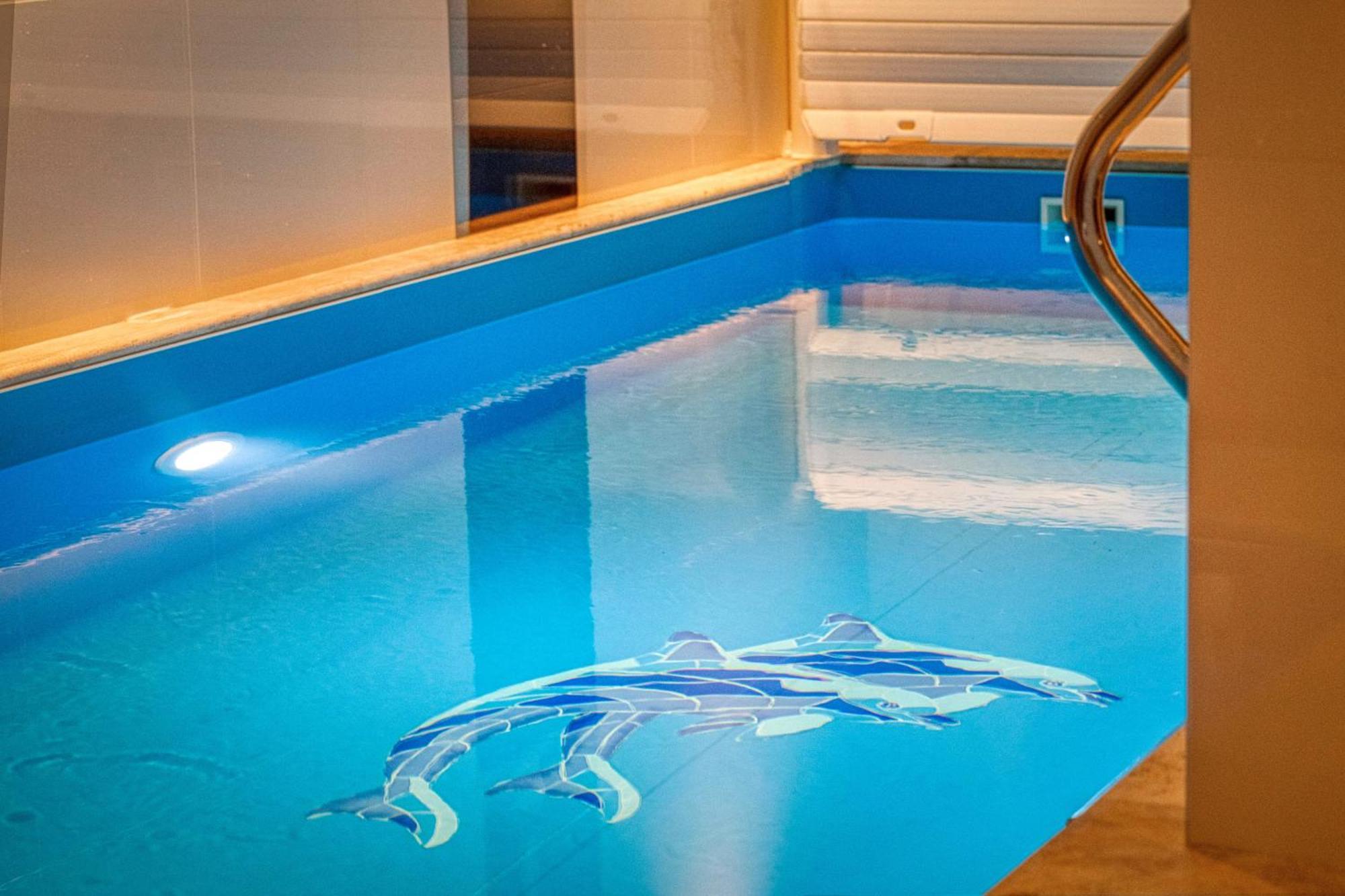 La - Piscine / Karaoke / Jeux * Fontaine (Rhone-Alps)